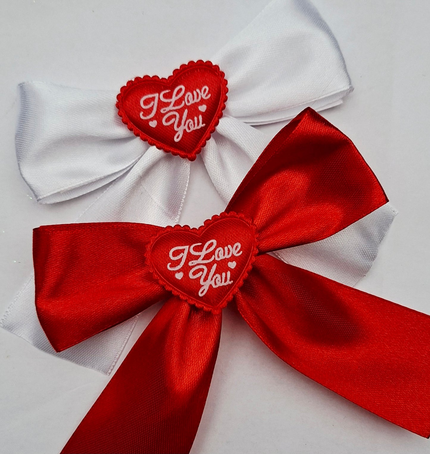 ❤️Valentines 🎀Satin I Love you Bow Clips🎀 White Or Red