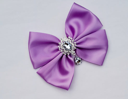 🎀Lilac Satin Bow ,Silver Gem Centre Clip🎀