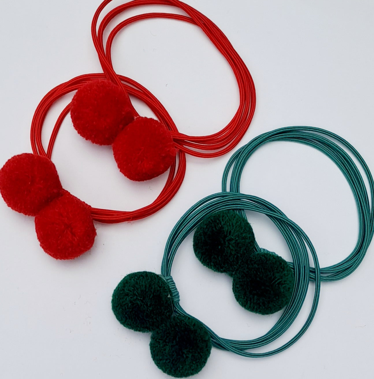 ❤️2pc Pom Pom Hair Ties ❤️ Red Or Green