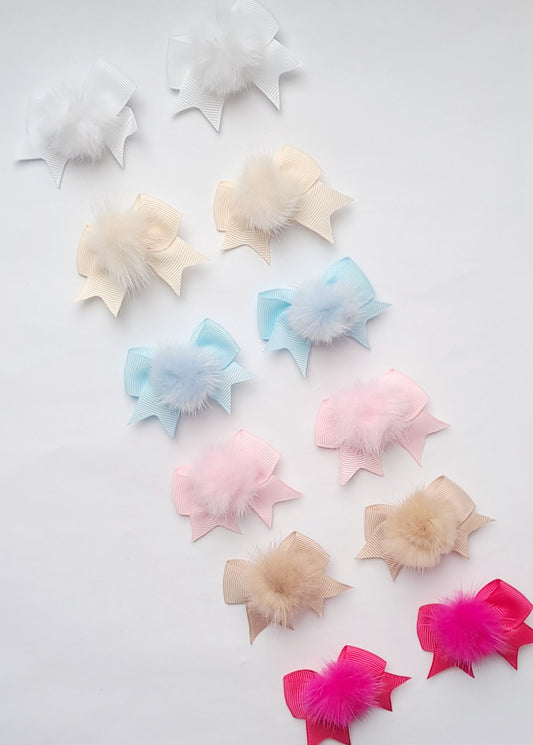 🎀2pc Mini Pom Clip Sets🎀 (Choose Colour)