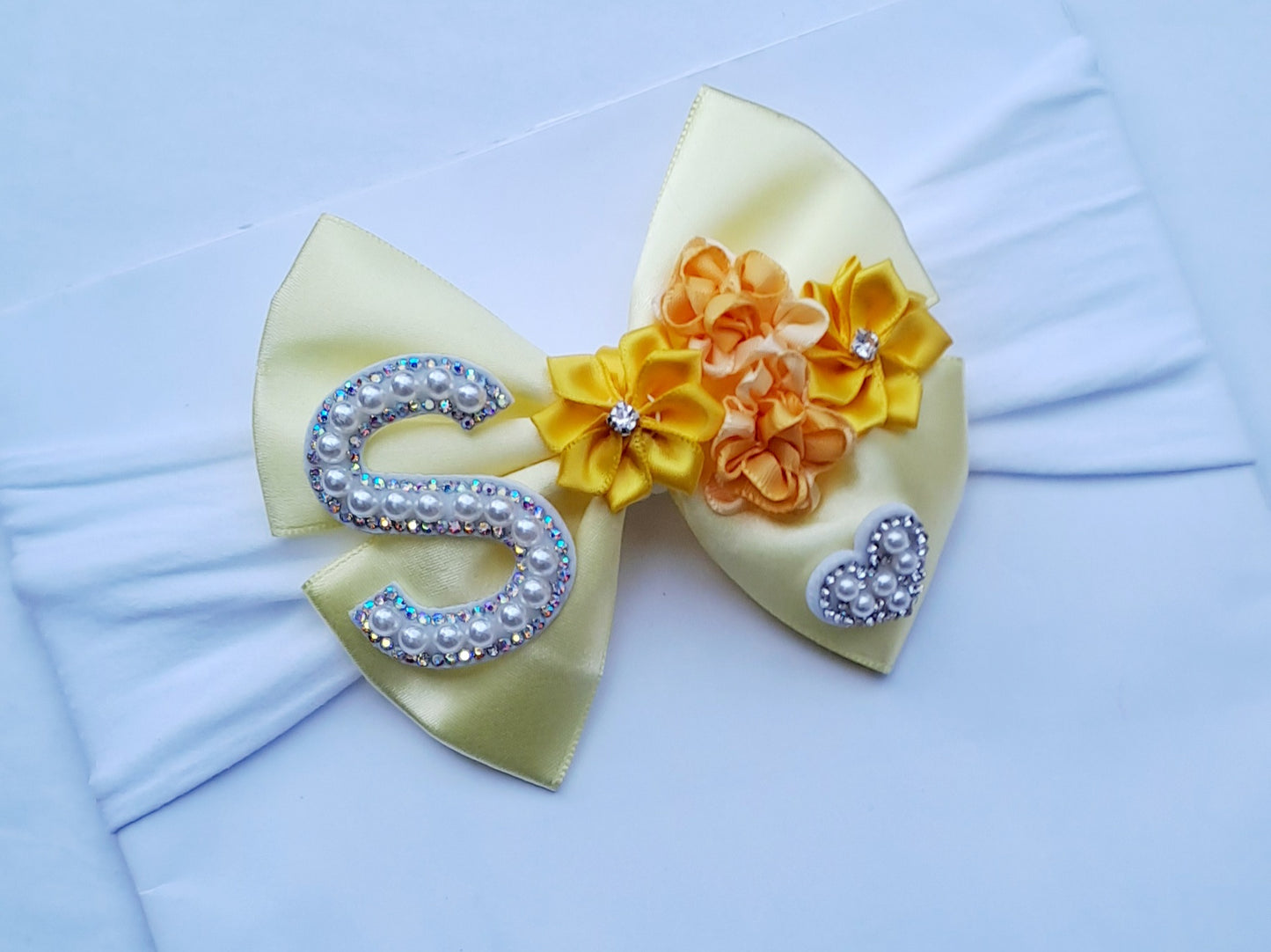 🎀Satin Bow Headband With Flower/Herat Detail 🎀Choose Letter