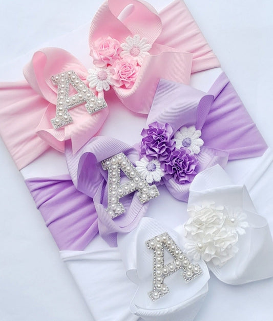 🎀Adorable Initial Flower Detail Bow Headband 🎀Pink