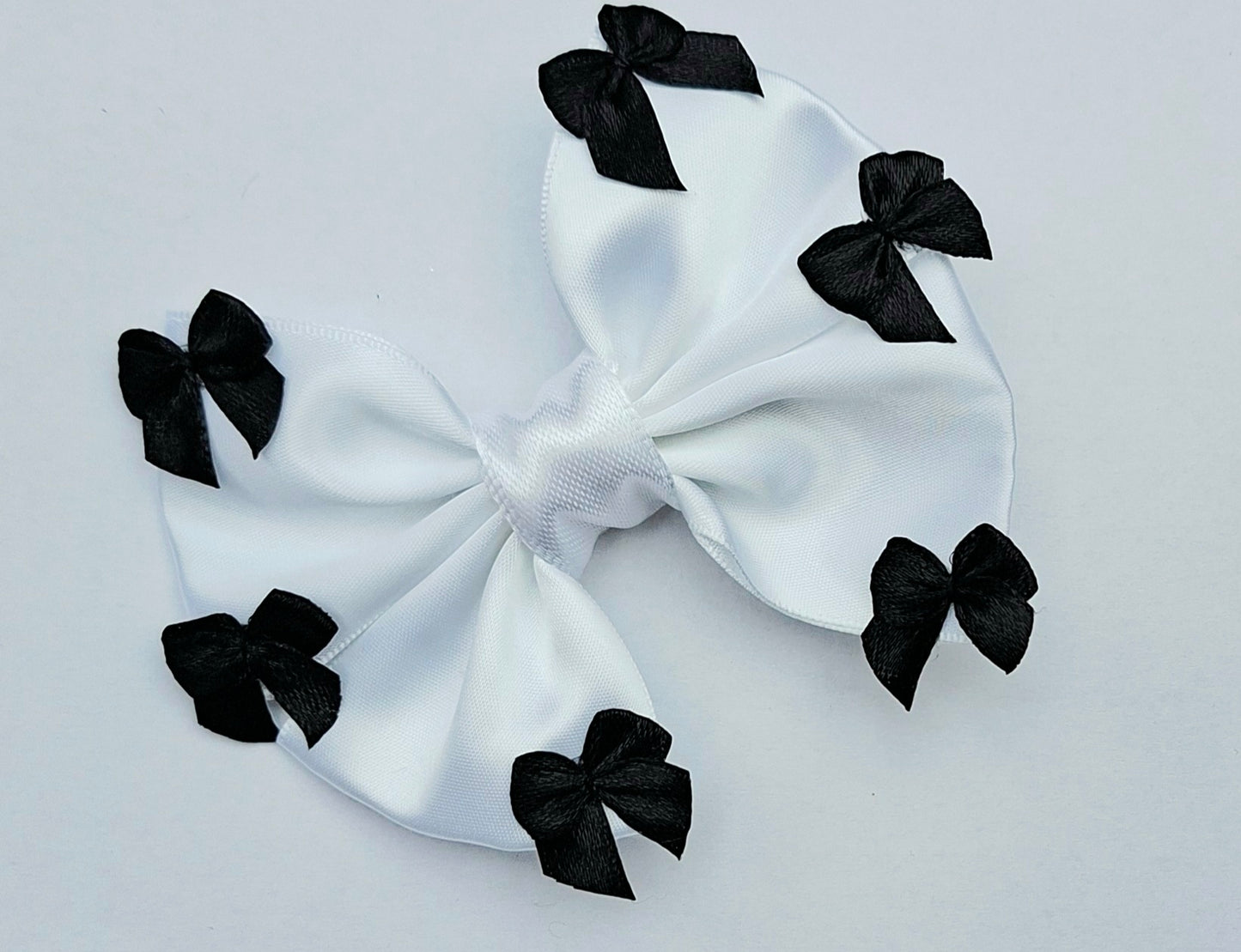 🎀Satin Bows With Mini Bow Detailing 🎀Choose Colour