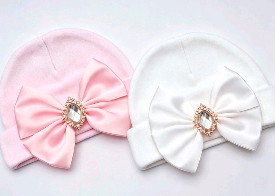 ✨️✨️Special Offer✨️✨️ 2 X Baby Satin Bow Hats (0-3 Months )